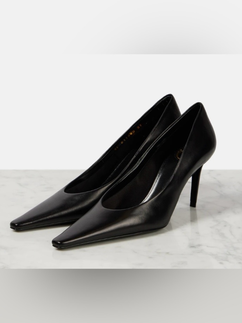 Vintage Mantles Heels